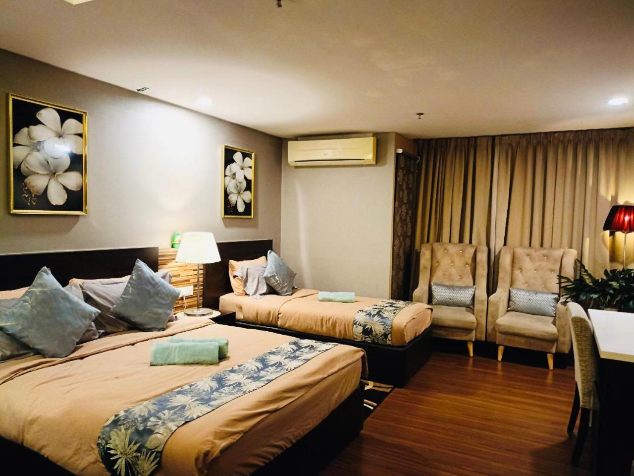 Firizzkey Studio Kota Bharu Buitenkant foto